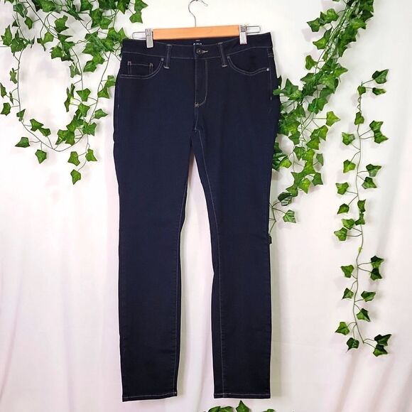 a.n.a. A new approach. Like New.  Size 10. Skinny. - Picture 1 of 8